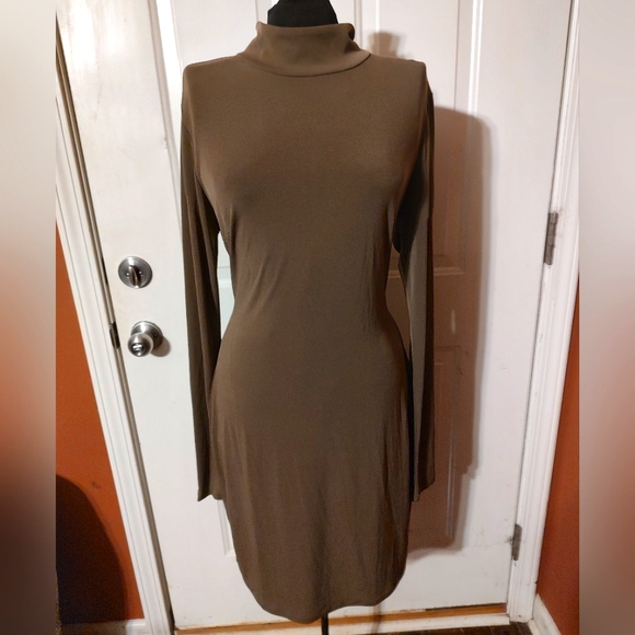 💋🤎💋 Sensual VS Vintage Deadstock Slinky Mocha Brown Mock Neck Midi Dress - L - Picture 1 of 16